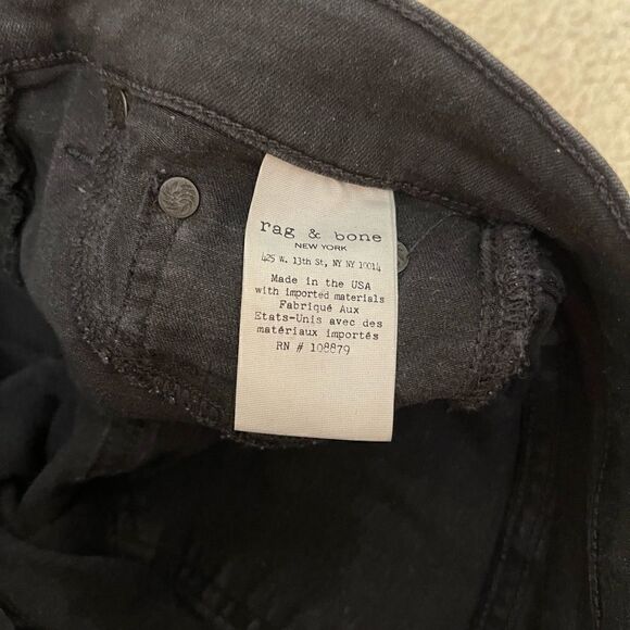 Rag & Bone / Jean size 26 black ripped jeans. Style: legging - Picture 6 of 8